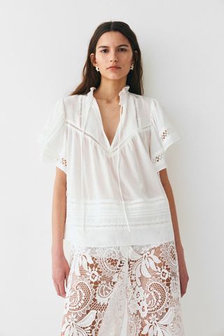 AH8imzsmQUm5uc4cGREzVE-320-80 أفضل بلوزات H&M: 16 ستبيع أولاً