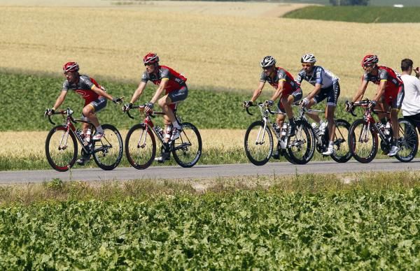 RadioShack lead the peloton