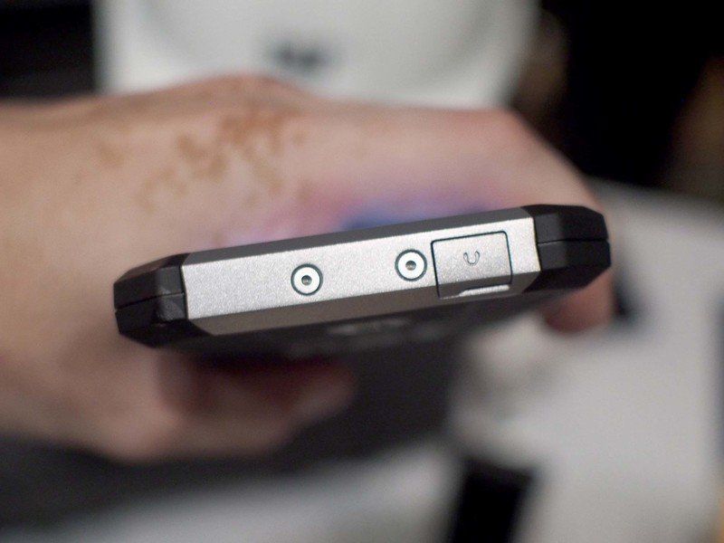 Cat Phones S50 hands-on