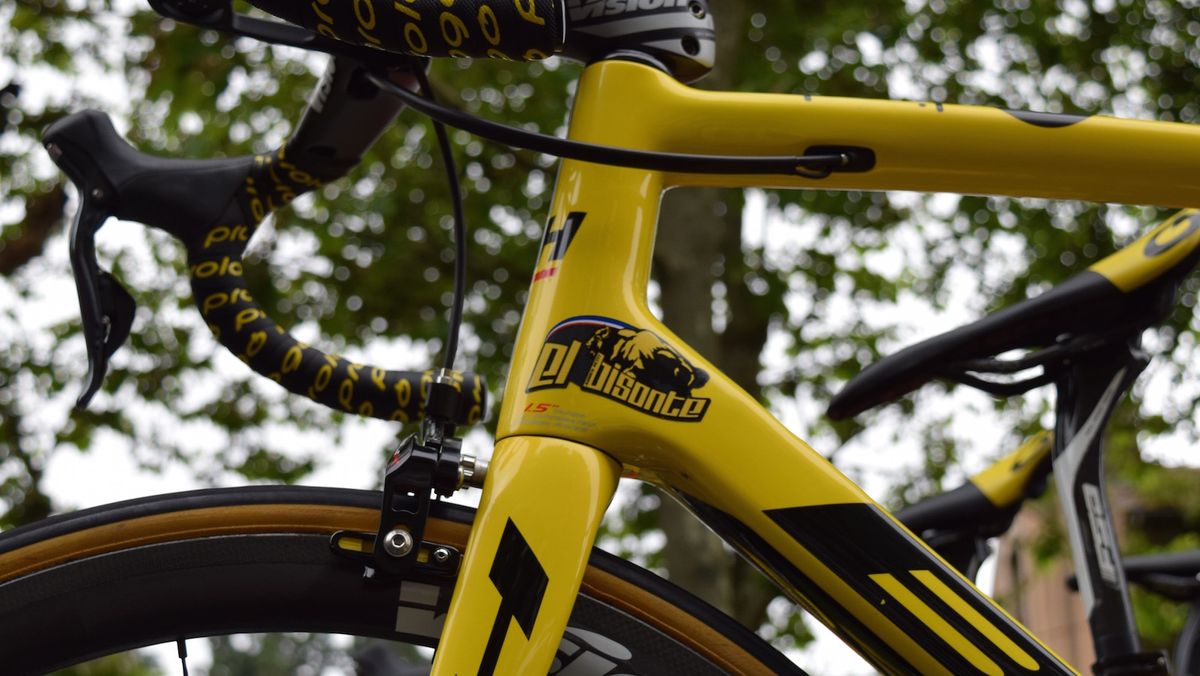 Adrien Petit of Direct Energie has a custom painted BH G6