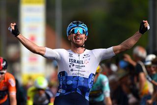 Stage 3 - Tour de Romandie: Bevin wins stage 3 ahead of Hayter