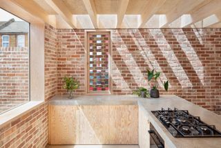 Leyton House's kitchen by McMahon architecture