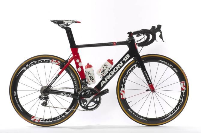 The team issue Argon 18 Nitrogen