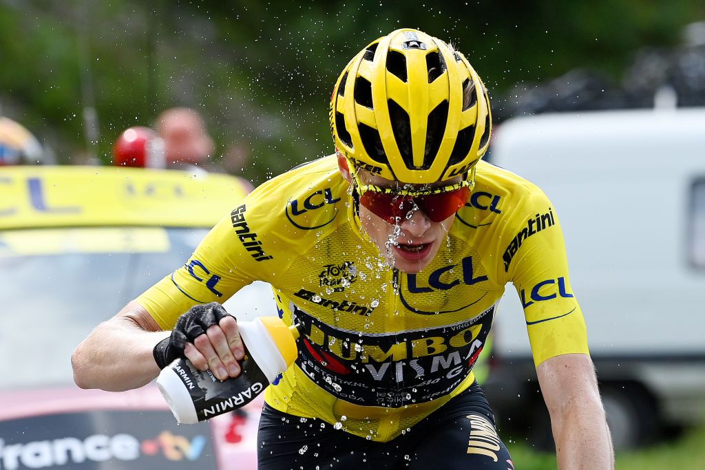 COURCHEVEL FRANCE JULY 19 Jonas Vingegaard of Denmark and Team JumboVisma Yellow Leader Jersey refreshes himself during the stage seventeen of the 110th Tour de France 2023 a 1657km at stage from SaintGervais MontBlanc to Courchevel UCIWT on July 19 2023 in Courchevel France Photo by Tim de WaeleGetty Images