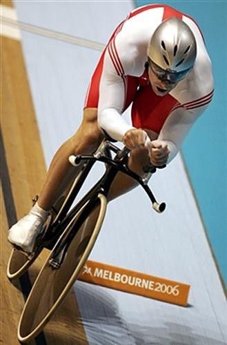 Jason Queally (England)