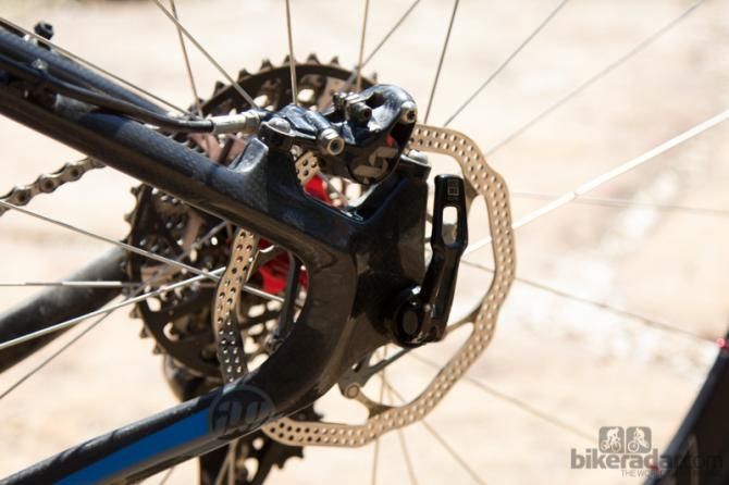 Cory Wallace&rsquo;s Kona King Kahuna 29 has thru-axles front and rear, here a RockShox Maxle takes care of the 142x12mm rear axle