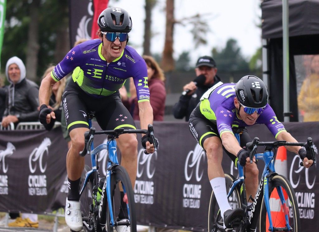 James Oram (Bolton Equities Black Spoke) pips teammate Ryan Christensen to claim the elite men’s road race title