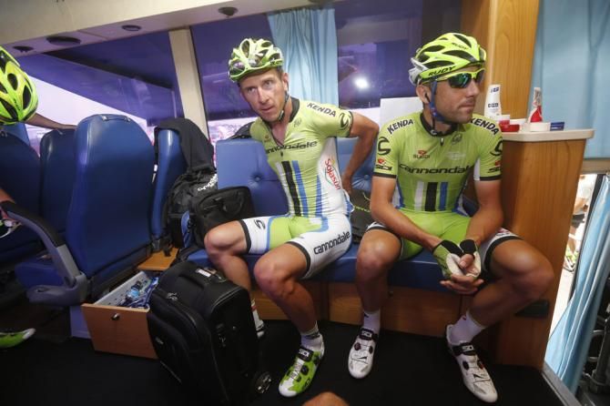 Paolo Longo Borhini and Maciej Bodnar relax in the team bus