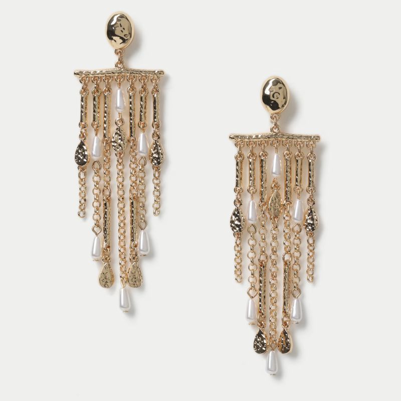 Pearl Tassel Earrings cut out 