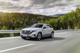Mercedes-Benz EQC 2021: driving