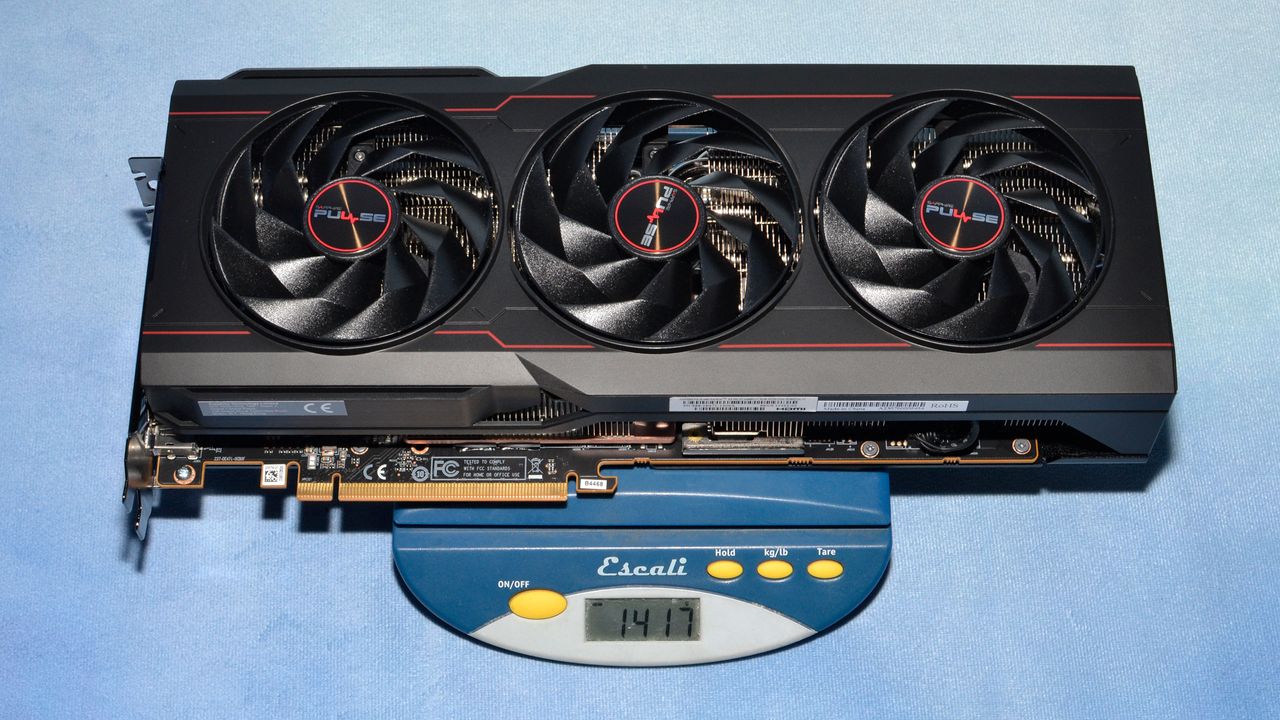 Sapphire RX 7900 XT Pulse photos and unboxing