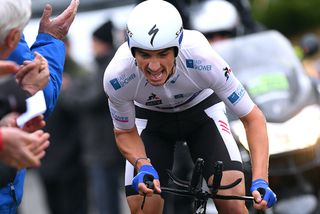 Julian Alaphilippe on his way to winning the Paris-Nice time trial