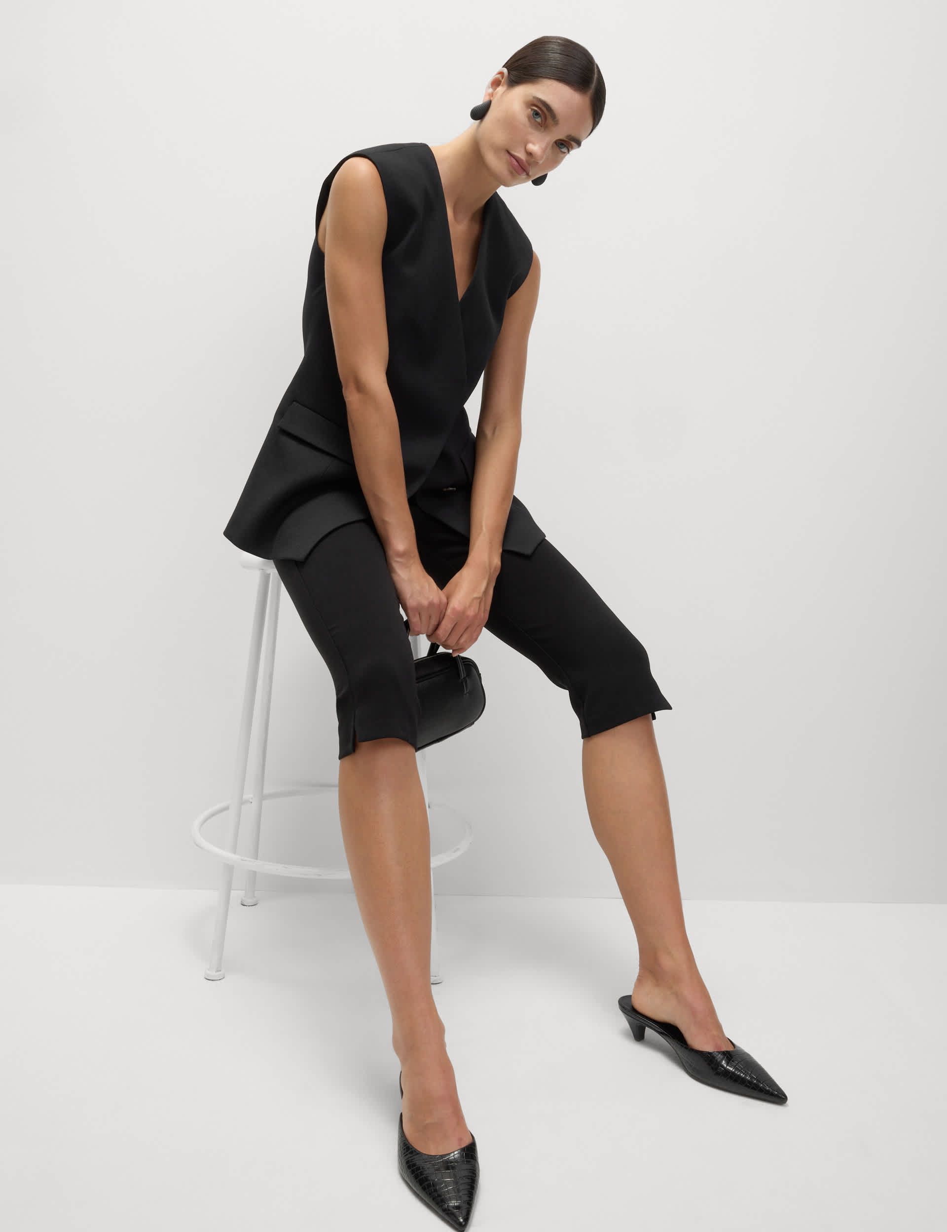 Slim Fit Capri Trousers