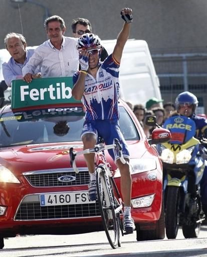 Joaquin Rodriguez (Team Katusha) celebrates his stage 14 win