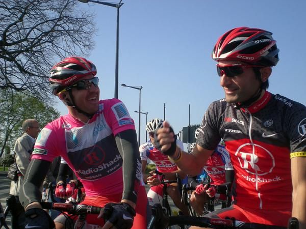 King of the mountains Yaroslav Popovych and time trial winner Tiago Machado at the start in Angers.