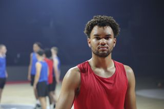 Basketball player, shot with the Canon EOS R1