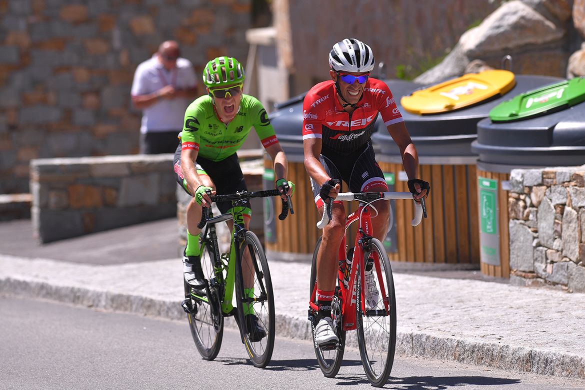 Alberto Contador (Trek-Segafredo) and Andrew Talansky (Cannondale-Drapac) on Alpe d'Huez.