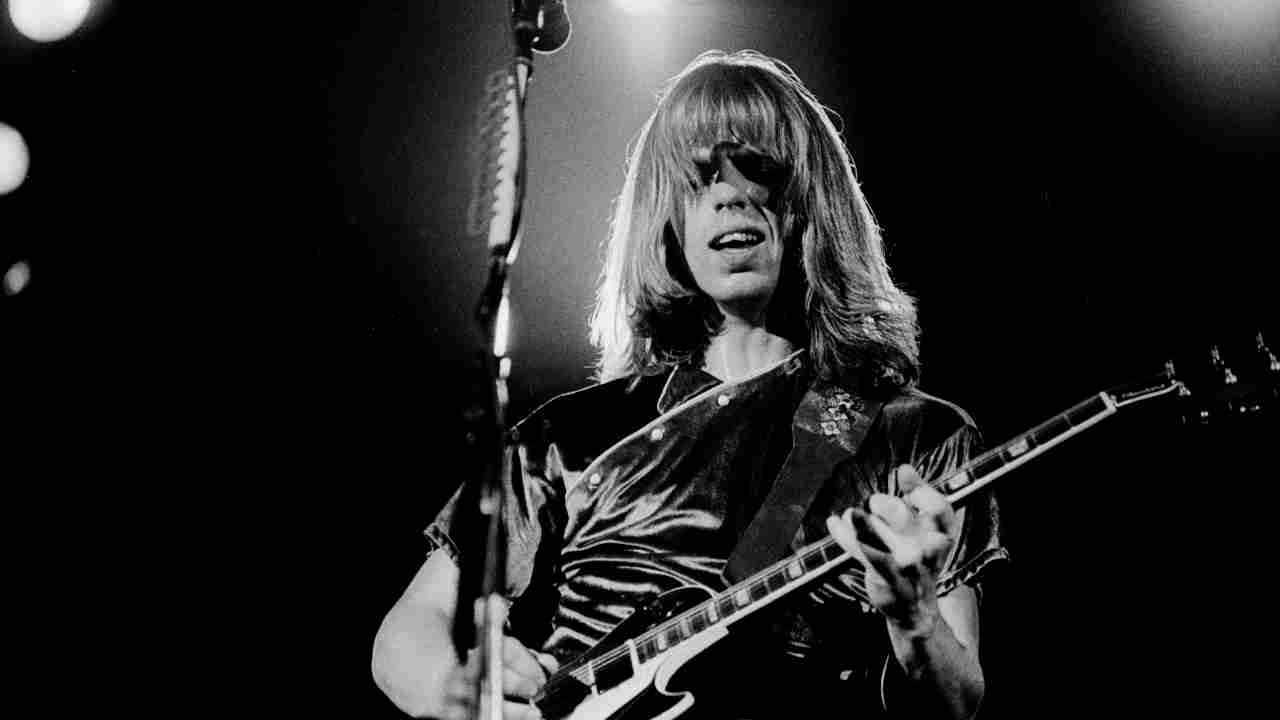 Styx guitarist Tommy Shaw performing onstage in 1979