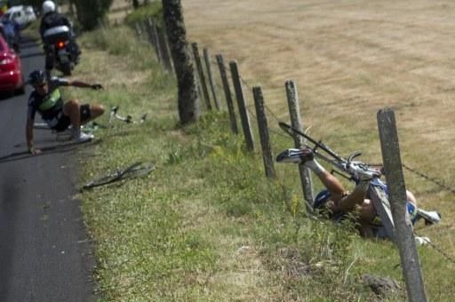 Juan Antonio Flecha (Sky) and Johnny Hoogerland (Vacansoleil-DCM) were both vying for victory in the winning five-man break but crashed heavily after being hit be a French television car.