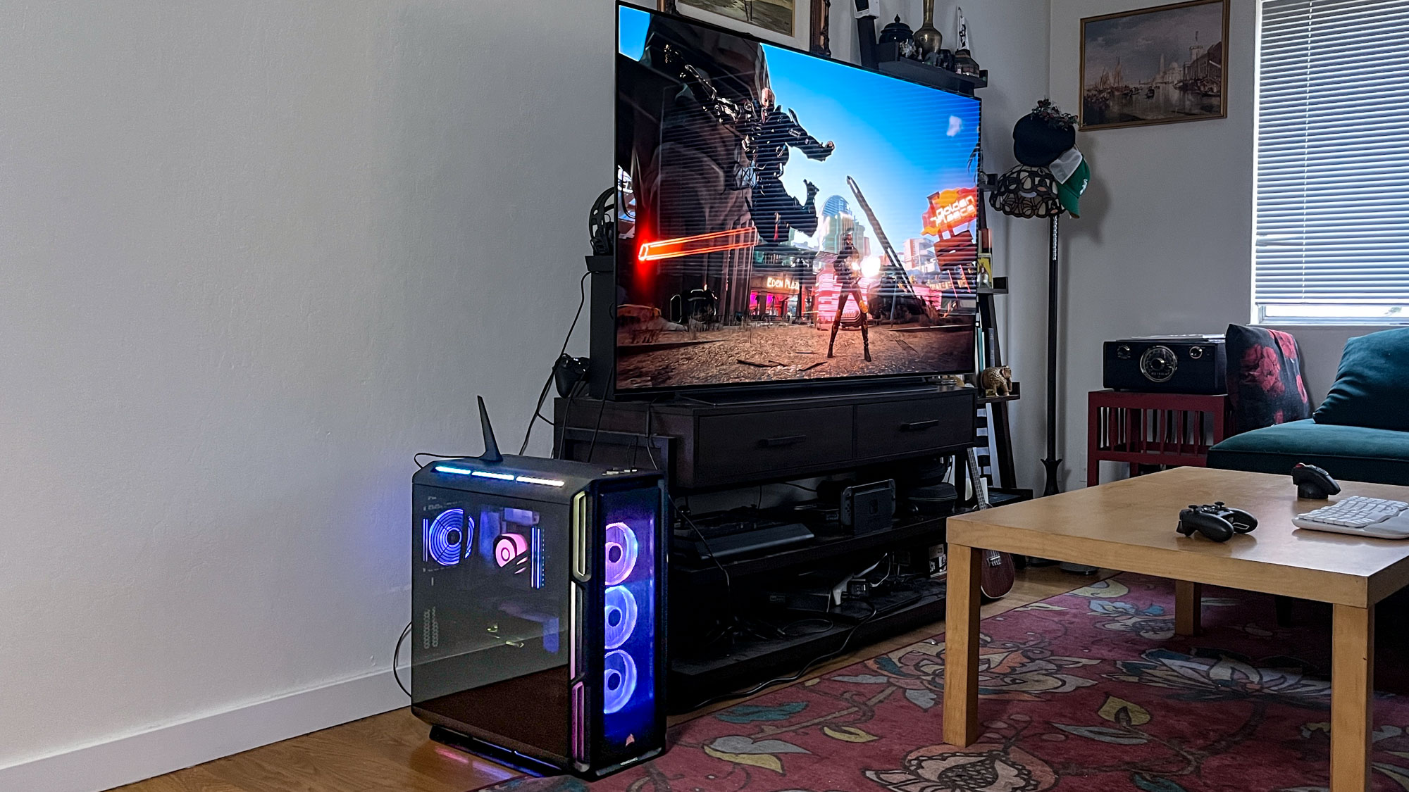 Corsair Vengeance i8300 (2025) review unit