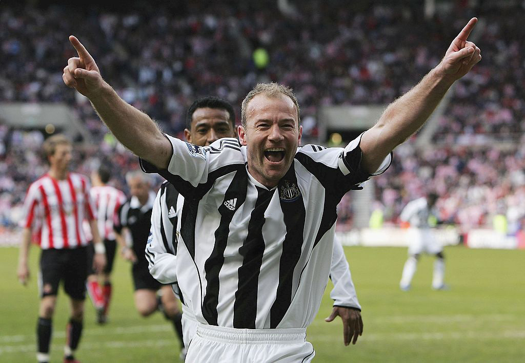 Alan Shearer without a shirt sponsor at Newcastle United