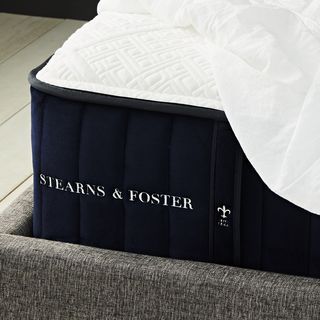 Stearns and foster bed