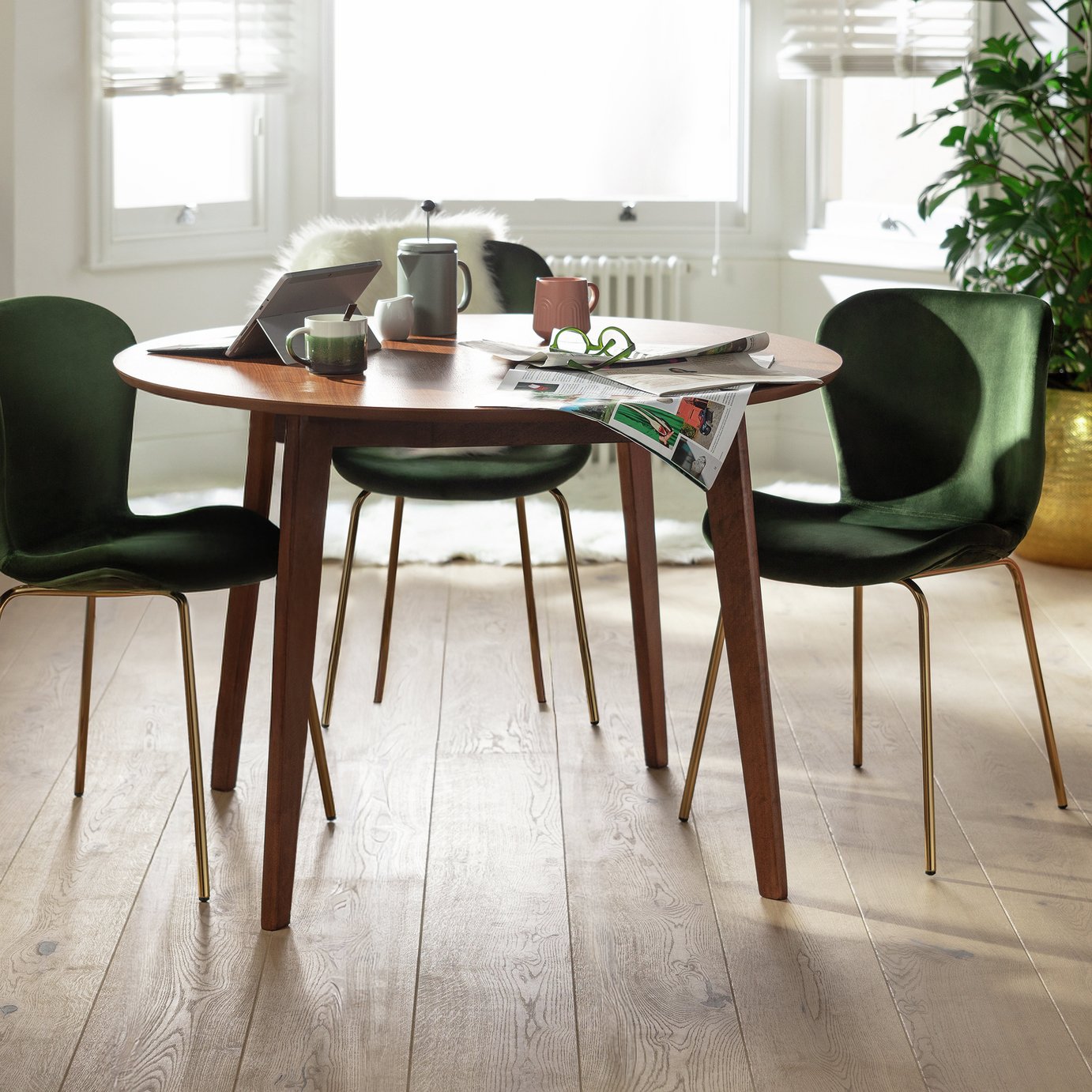 Habitat Skandi Walnut Veneer Round 4 Seater Table