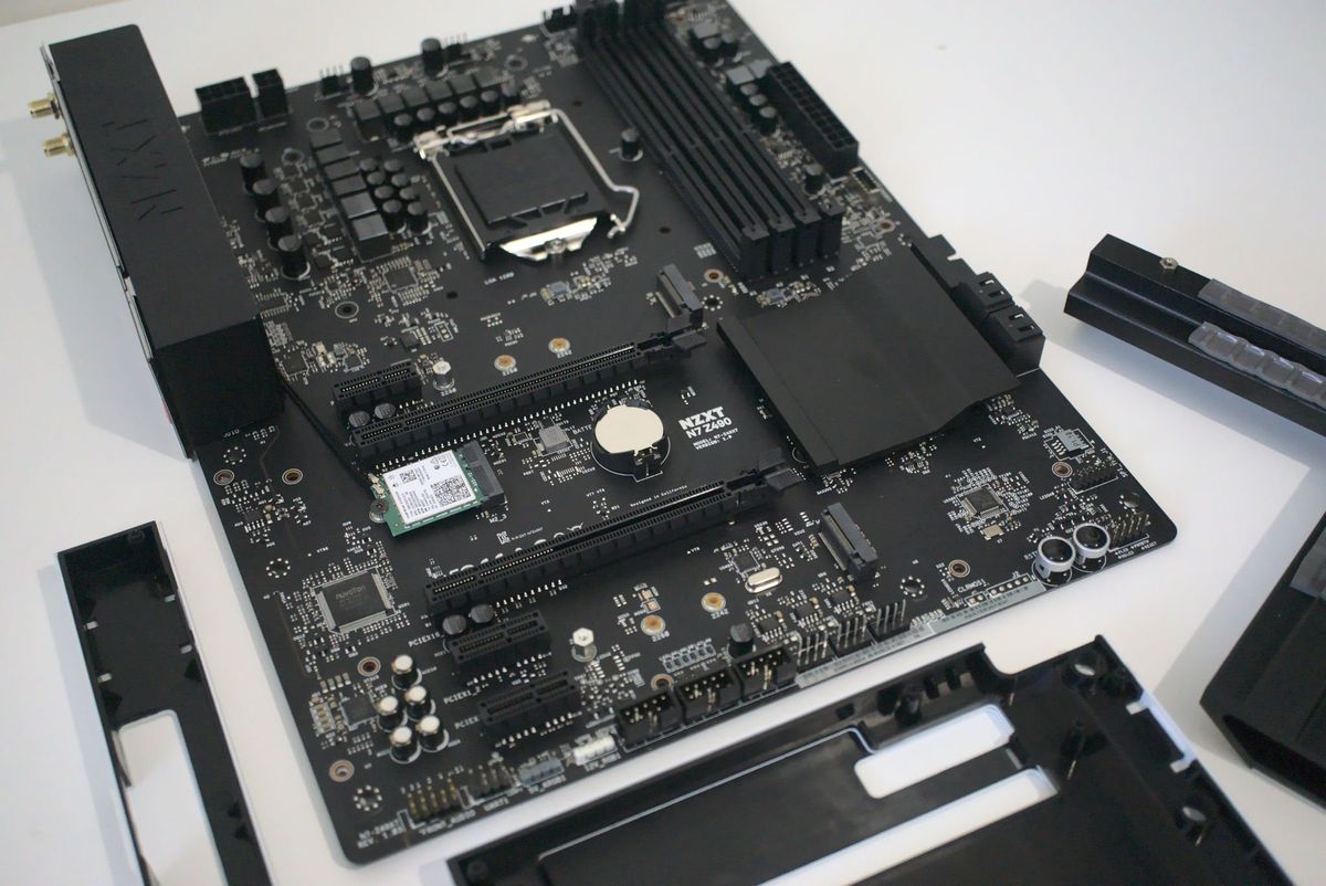 NZXT N7 Z490