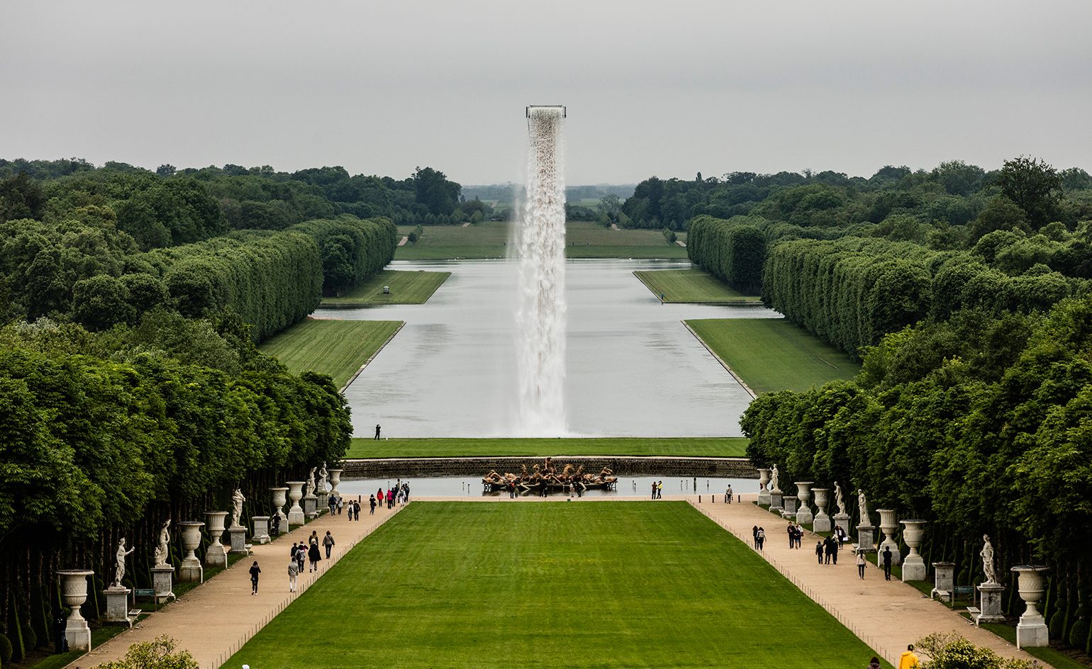 アート・デザイン・音楽 VERSAILLES A L'OMBRE DU SOLEIL Olafur Eliasson at the Palace of Versailles, Paris | Wallpaper*