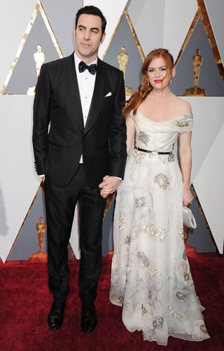 Isla Fisher & Sacha Baron Cohen At The Oscars 2016