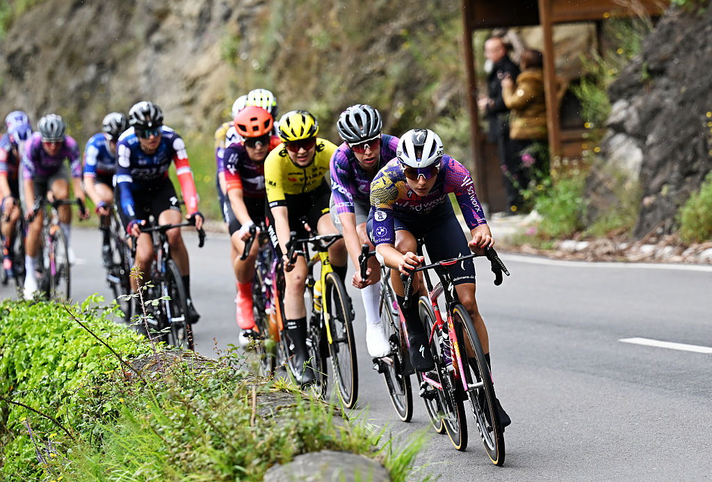 SD Worx tried to split the La Vuelta Femenina on the final climb