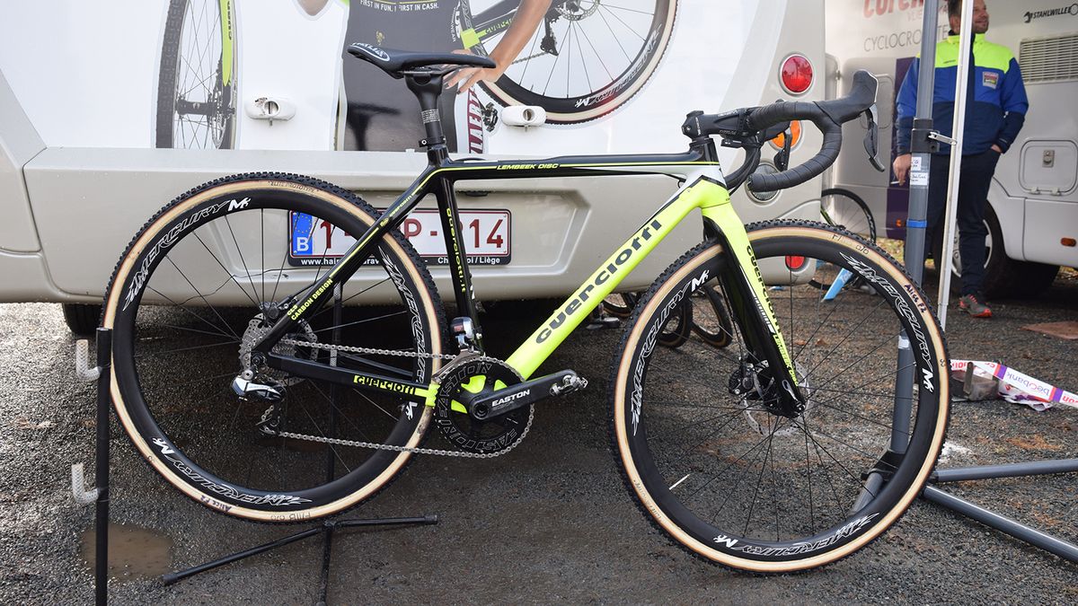 Some riders are still running Shimano Dura-Ace 9000 series shifting with non-series disc brakes and levers