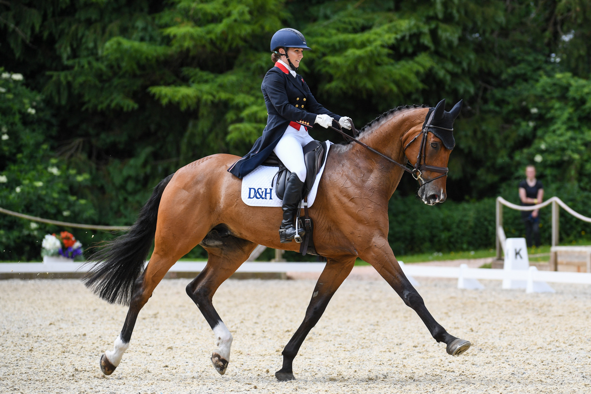 Laura-Collett_LONDON-52_BictonInter_PN21_12565.jpg