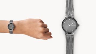 Best watches for women Skagen silver, steel metal watch