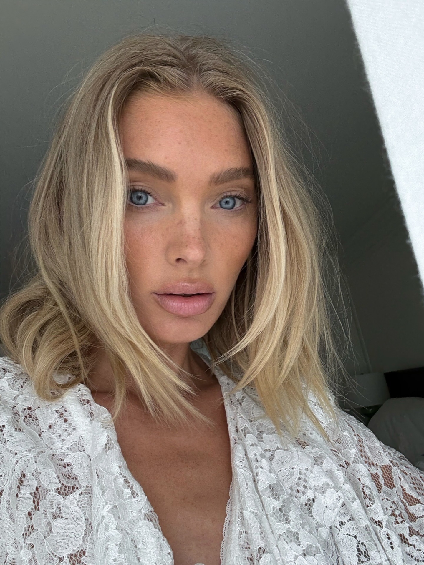 Elsa Hosk taking a selfie of her bob hairstyle