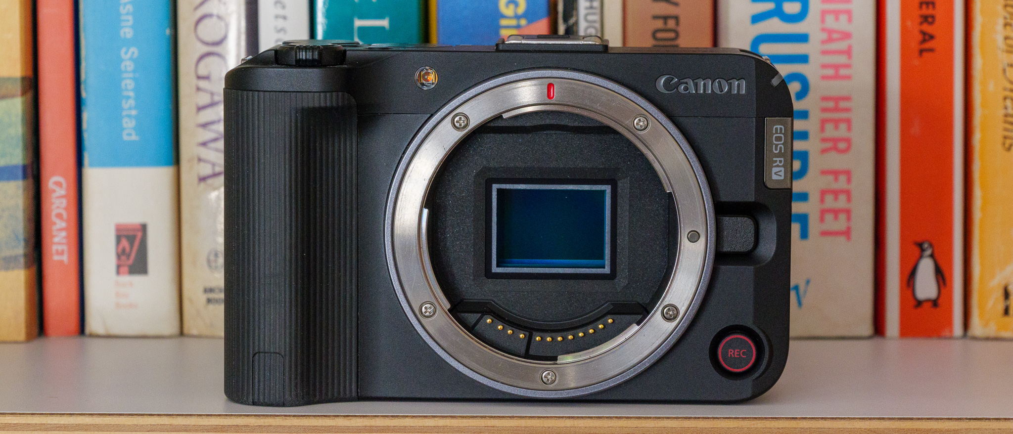 Canon EOS R50 V camera
