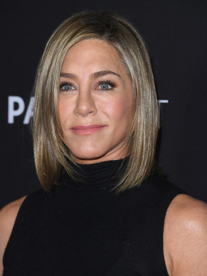 Jennifer Aniston Blonde Grown-Out Bob