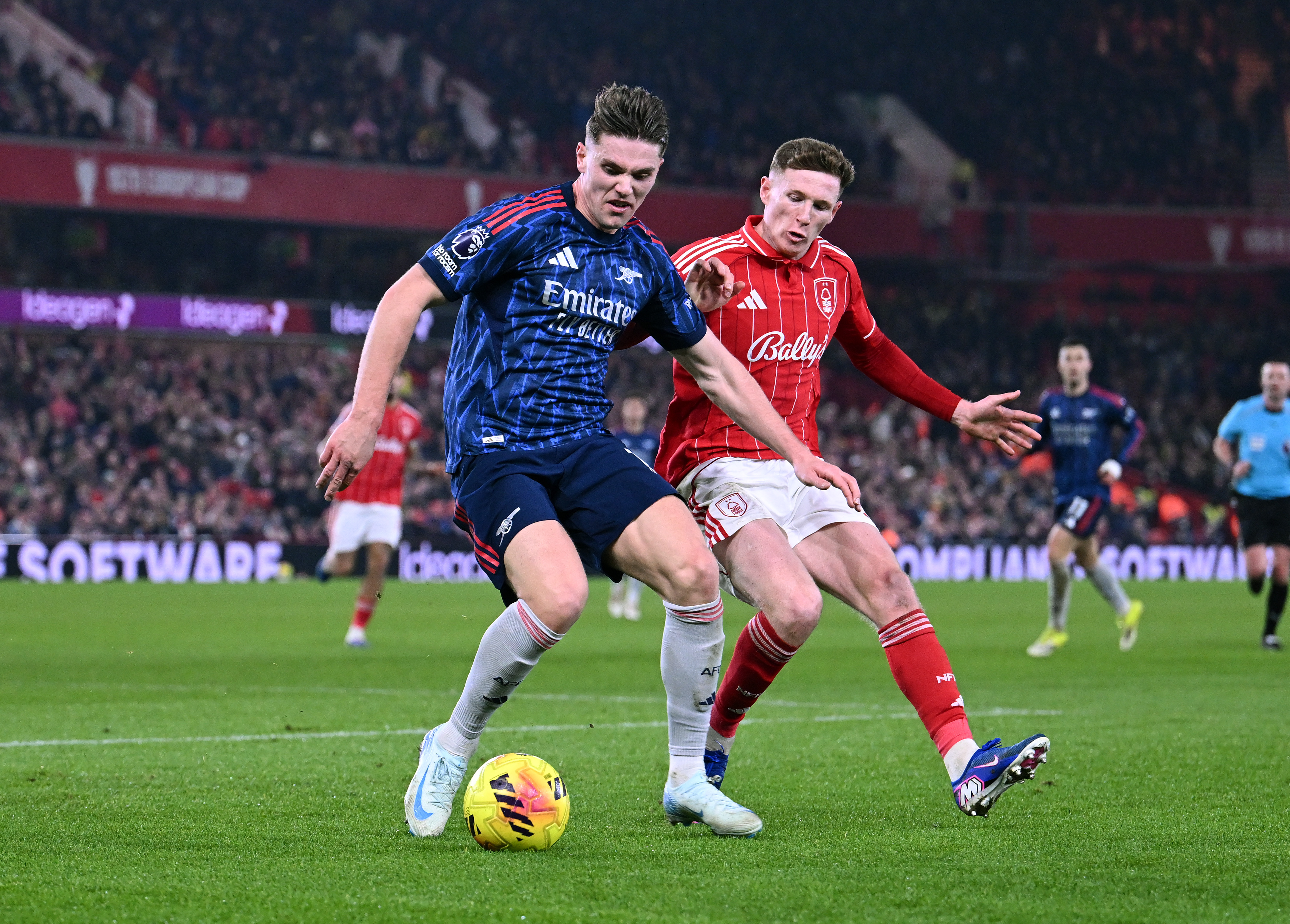 Viktor Gyokeres of Arsenal is closed down by Elliot Anderson of Forest during the Premier League match between Nottingham Forest and Arsenal at City Ground on January 17, 2026 in Nottingham, England.