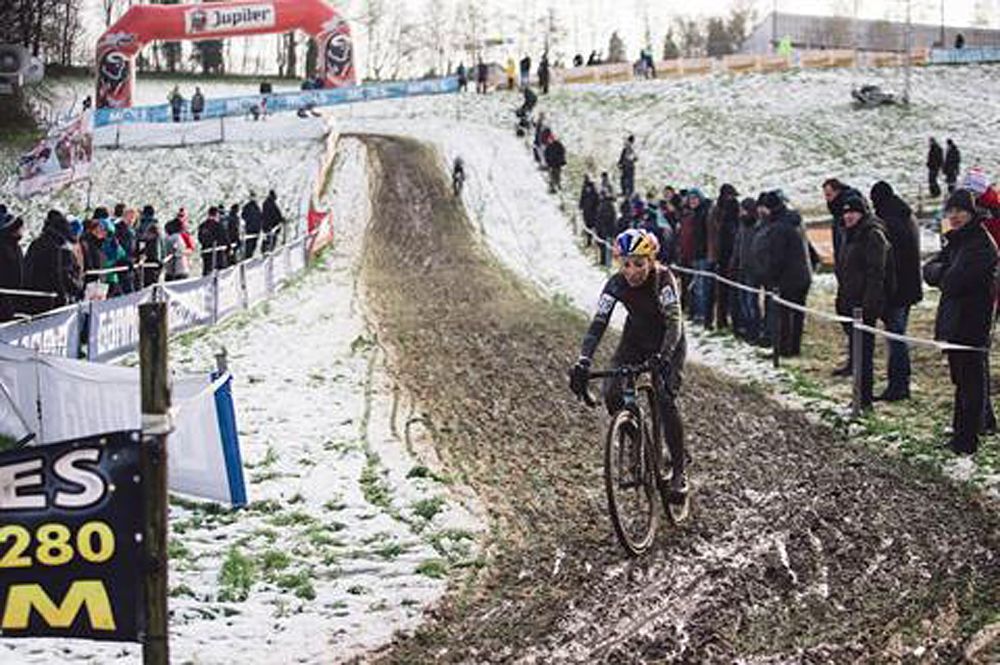 Pauline Ferrand-Prevot shows technical skill in mud