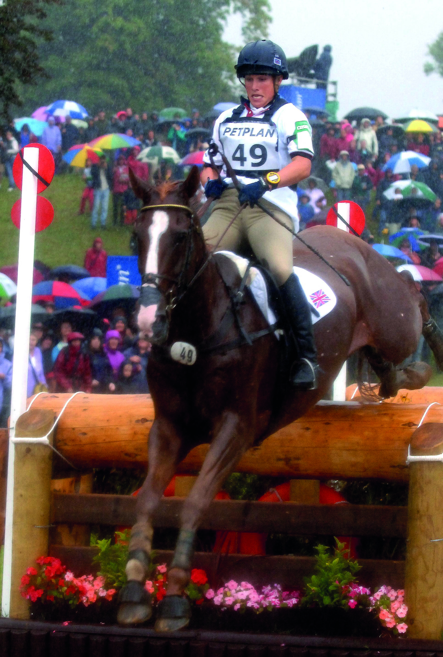 Zara Tindall (n&amp;eacute;e Phillips) and Toytown battle the rain at the 2005 Europeans