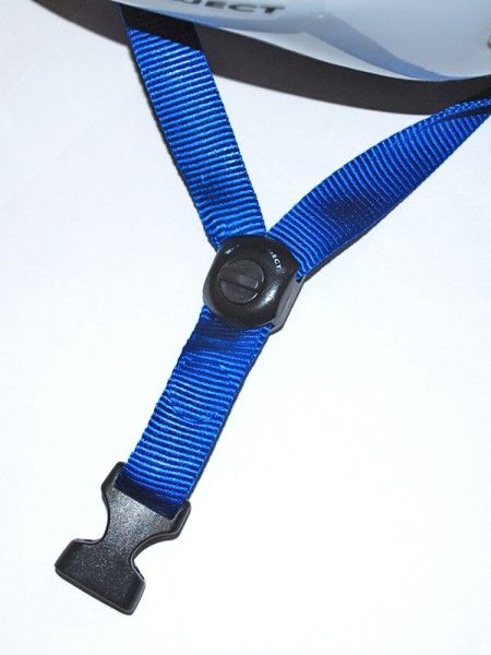 Lockable sliders are easy to adjust and stay put.