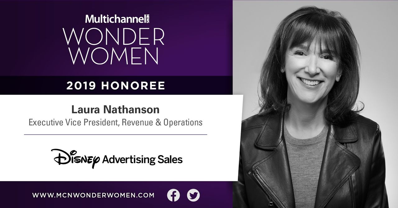 Laura-Nathanson-WW-Twitter-20005
