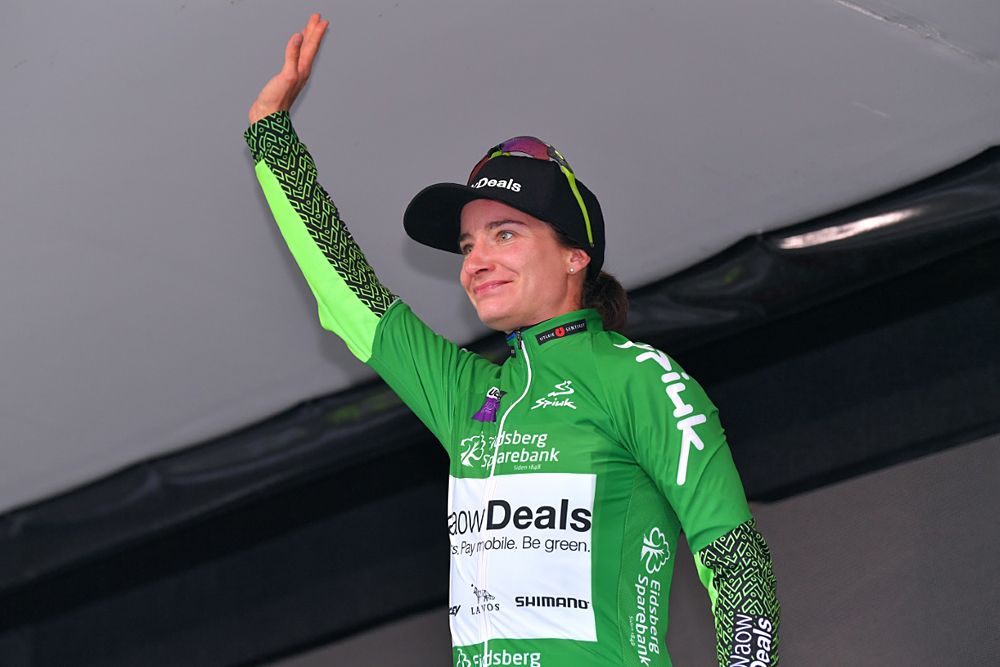 Marianne Vos (Waowdeals) wins stage 2 at Ladies Tour of Norway, leads the overall race and points classification