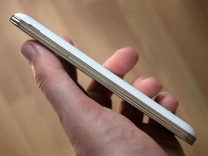 Samsung Galaxy S5 wireless charging