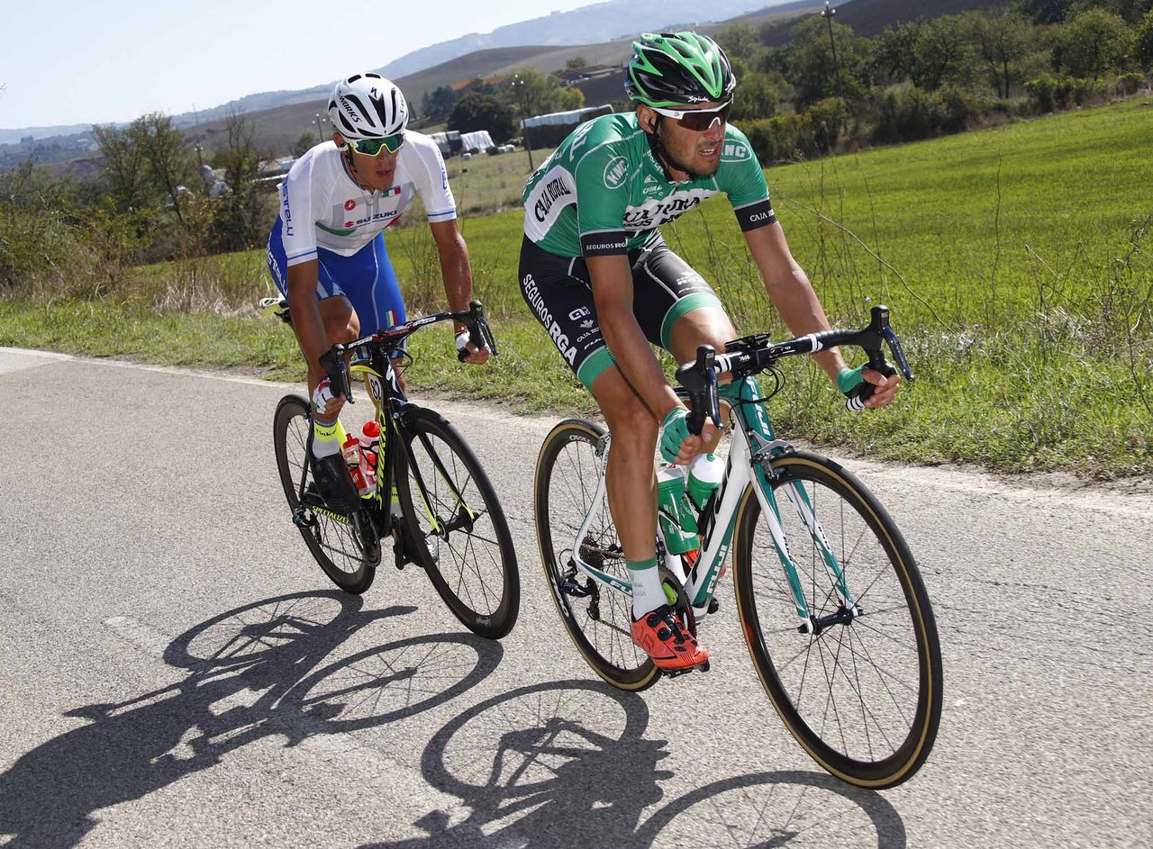 Fabricio Ferrari (Caja Rural-RGA Seguros) on the attack with Davide Ballerini (Italy) at the Coppa Sabatini.