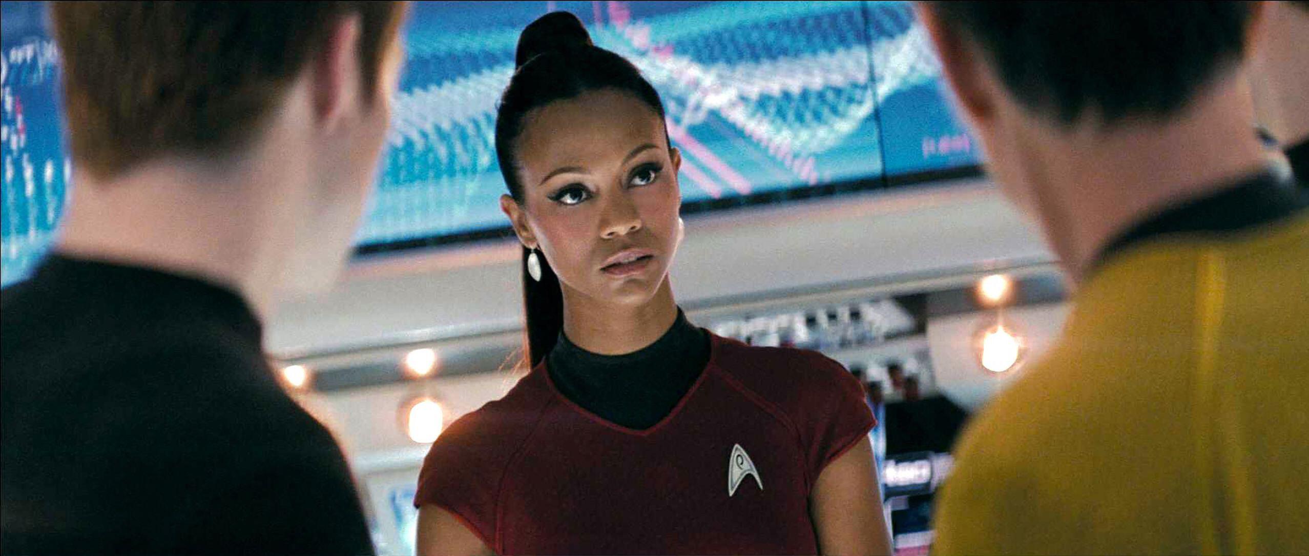 Zoe Saldaña comme Uhura dans Star Trek (2009)
