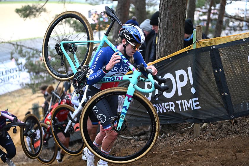 Superprestige Heusden-Zolder: Amandine Fouquenet wins