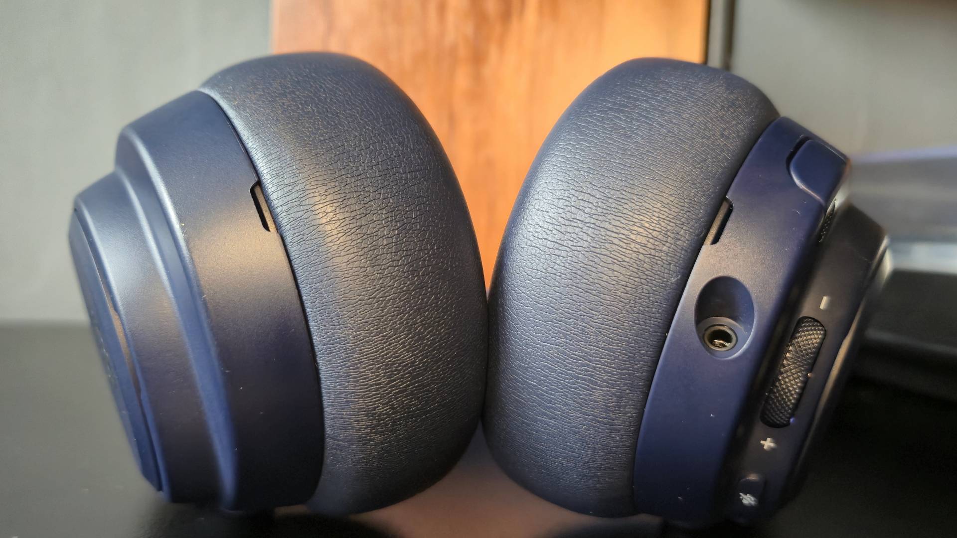 Photo of the larger earcups of the SteelSeries Arctis Nova Pro Omni headset.
