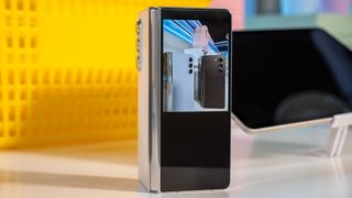 The camera viewfinder on the outer display of the Samsung Galaxy Z Fold 5