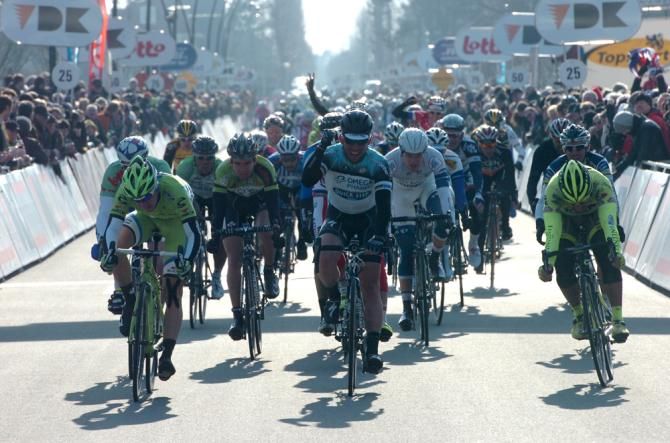 Mark Cavendish (Omega Pharma - QuickStep) wins a stage at De Panne